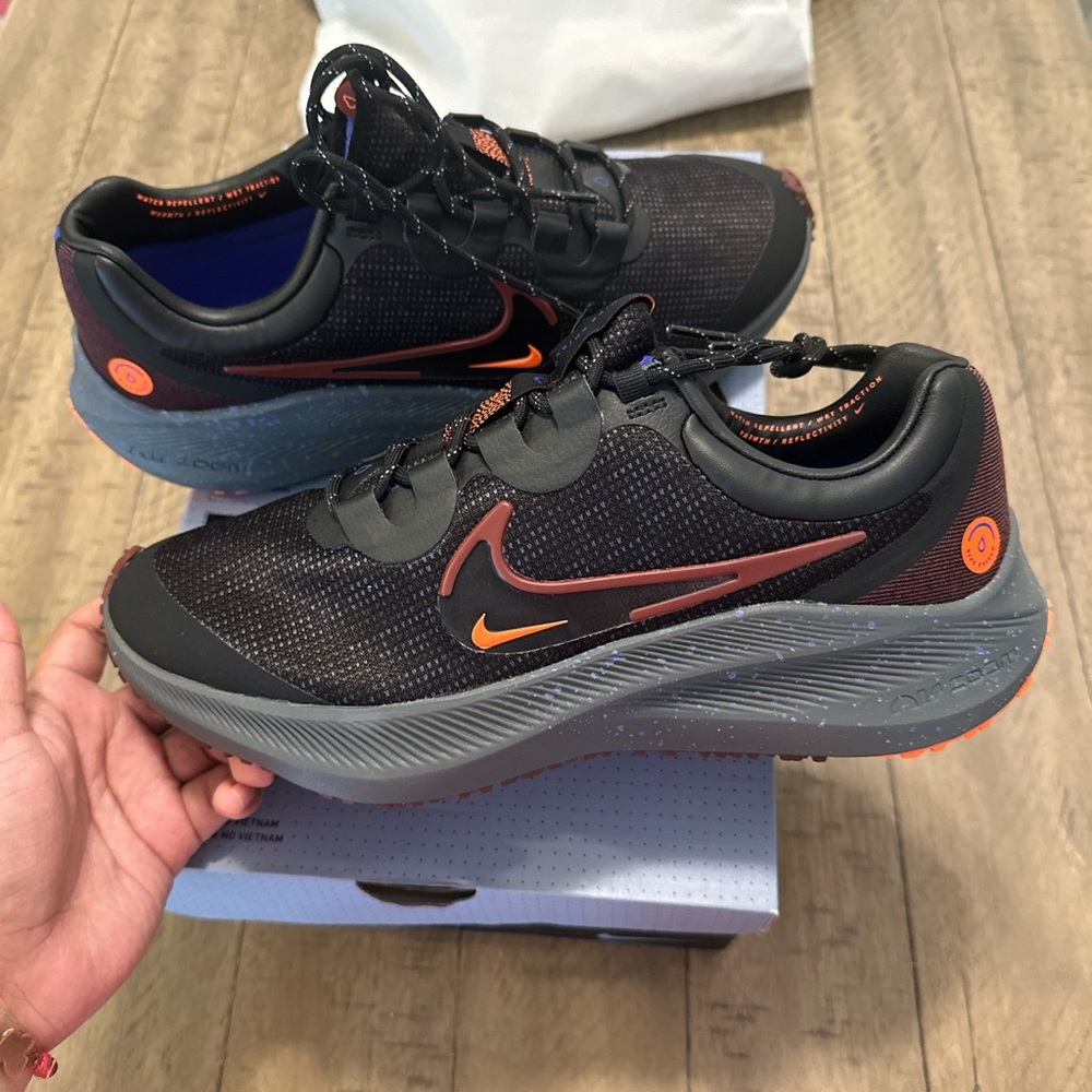 Nike Zoom Winflo 8 Shield men’s shoes